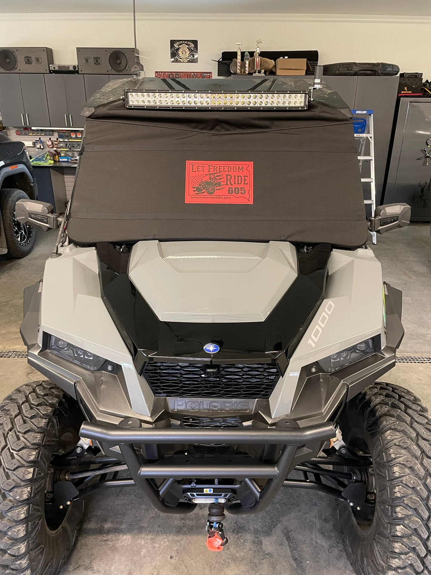 LET FREEDOM RIDE 605 - POLARIS GENERAL ULTIMATE UNIVERSAL WINDSHIELD COVER **IN STORE PICK UP ONLY**